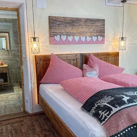 Pircher-maes & Stubaital * Telfes im Stubai