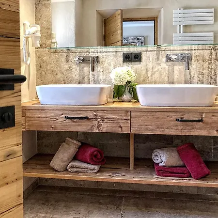 Pircher-maes & Stubaital