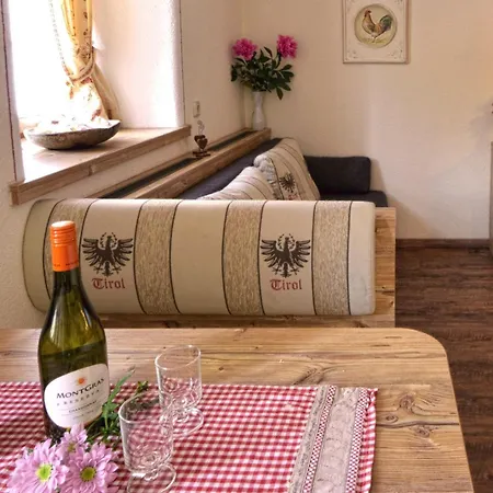 Apartment Pircher-maes & Stubaital